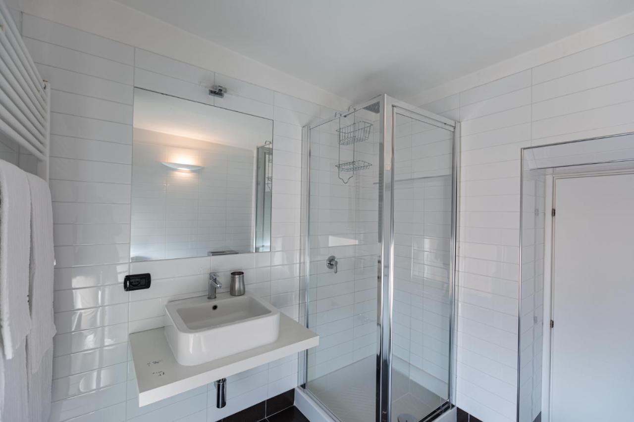 Stresa Residence Luaran gambar